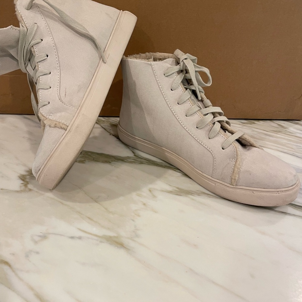 LOFT Cream High-Top Sneakers with Minimalist Design